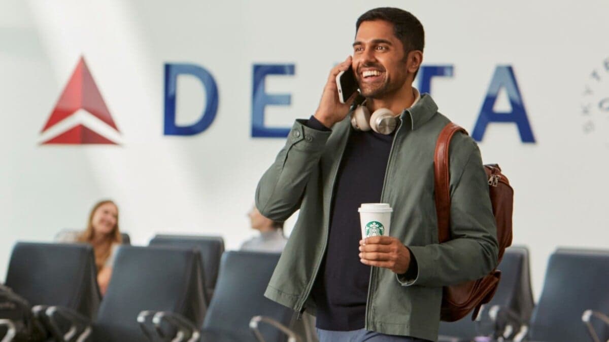 Delta Gift Card Offer: Free Starbucks Card