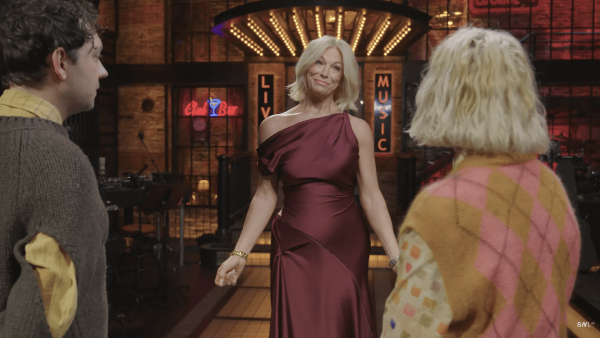 Hannah Waddingham Shines on SNL UK